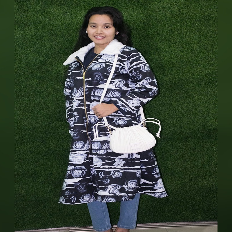 JMONIQUE BOUTIQUE Comfort Keeper Robe - Silky Print Black & White Abstract Revival Faces - New